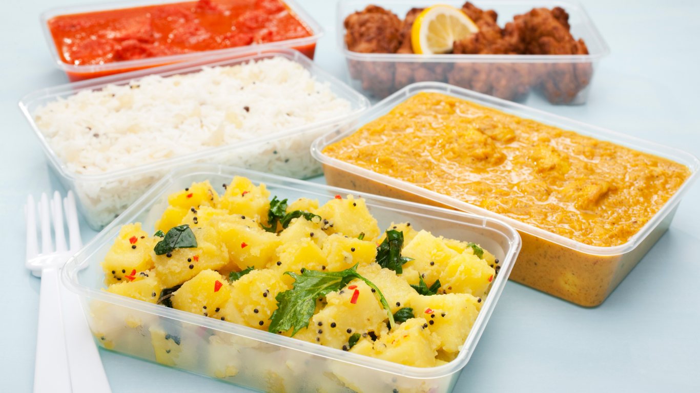 Heavy duty Clear Plastic food containers (500ml–1000ml) leak proof. Perfect for Restaurants, takeaways, Bakeries & food stores - Image 2